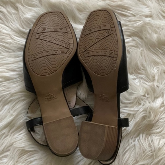 LifeStride MONA Women Minimalist Casual Open Toe Black Sandals Size 10 Workwear - Picture 11 of 12